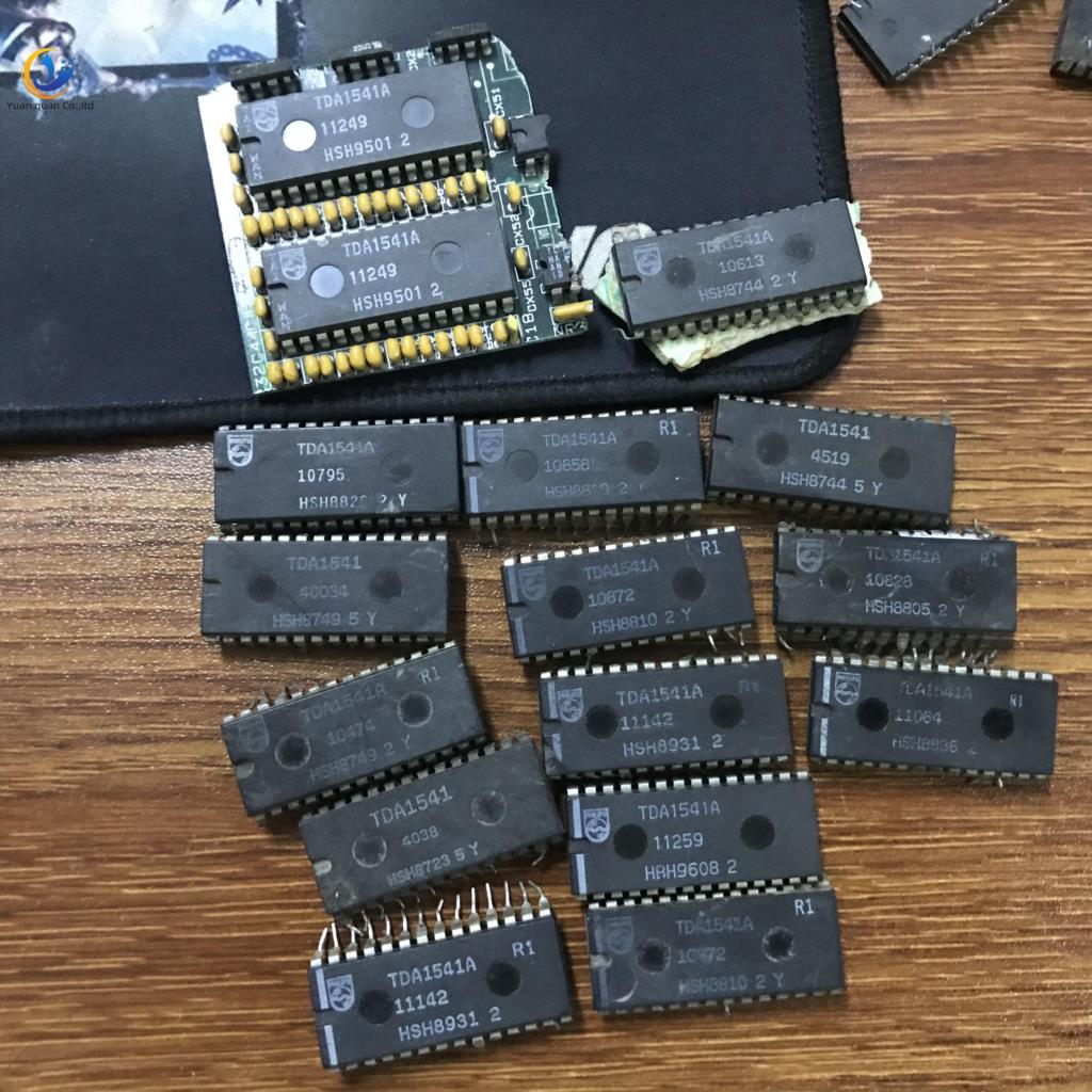 2pcs TDA1541A TDA1541 TDA1541A R1 TDA1541A S1 ũ 